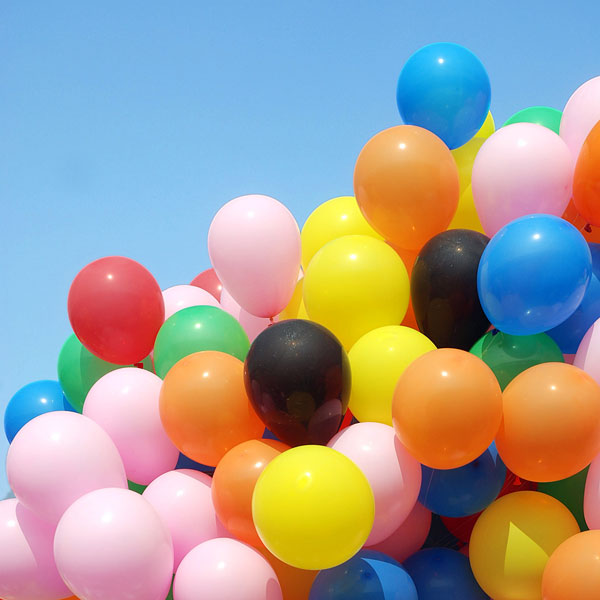 colorful balloons (large image)