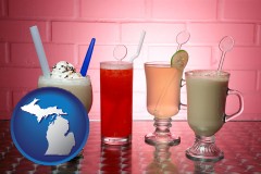 michigan map icon and four beverages