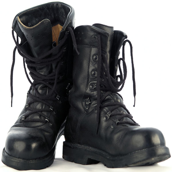 black army boots (large image)