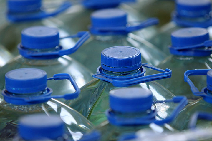 bottled water (large image)
