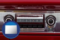 colorado map icon and a vintage car radio