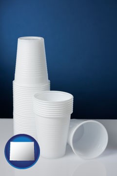 disposable cups - with Wyoming icon