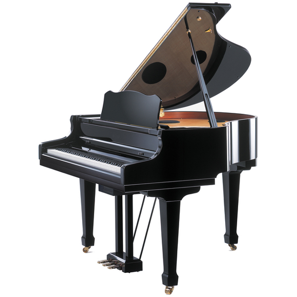 a grand piano (large image)