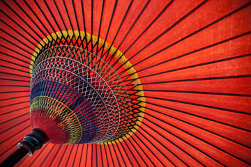 a red Japanese parasol