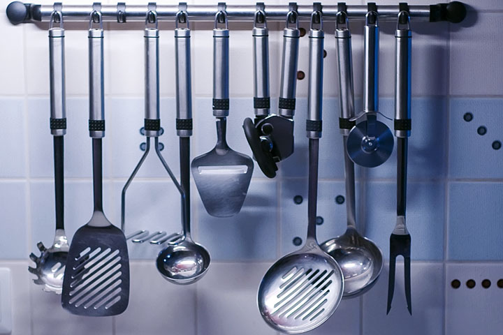 restaurant kitchen utensils (large image)