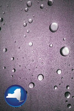 water droplets on a shower door - with New York icon