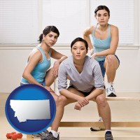 mt map icon and three athletes wearing sportswear