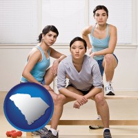 sc map icon and three athletes wearing sportswear