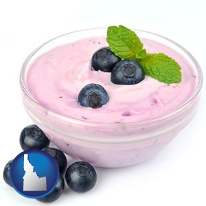 blueberry yogurt with fresh blueberries - with Idaho icon