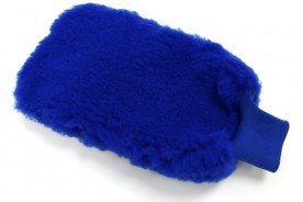 a car wash mitt