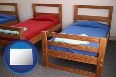 colorado map icon and summer camp beds