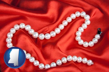 a faux pearl necklace - with Mississippi icon