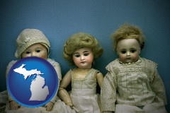 michigan map icon and antique dolls
