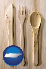 tennessee map icon and a wooden knife, fork, and spoon